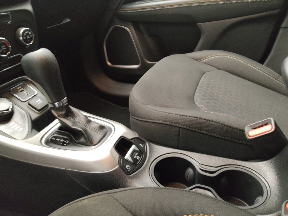 Used 2018 Jeep Compass Sport AWD/4WD image 26