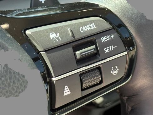 Used 2025 Honda Pilot Elite image 20