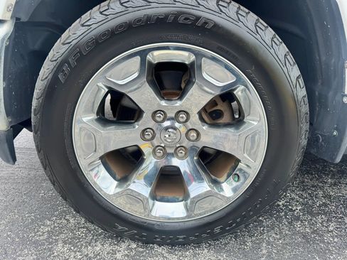 Used 2019 RAM 1500 Big Horn AWD/4WD image 41