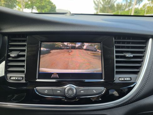 Used 2022 Buick Encore Preferred w/ Safety Package image 10