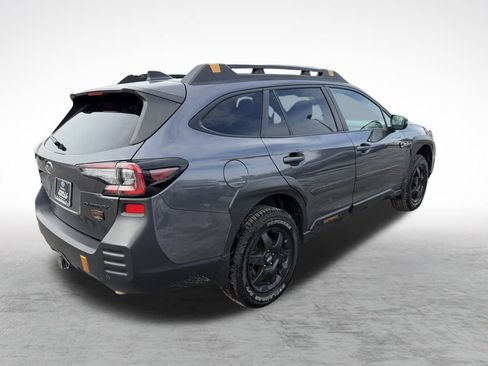 Used 2022 Subaru Outback Wilderness image 9