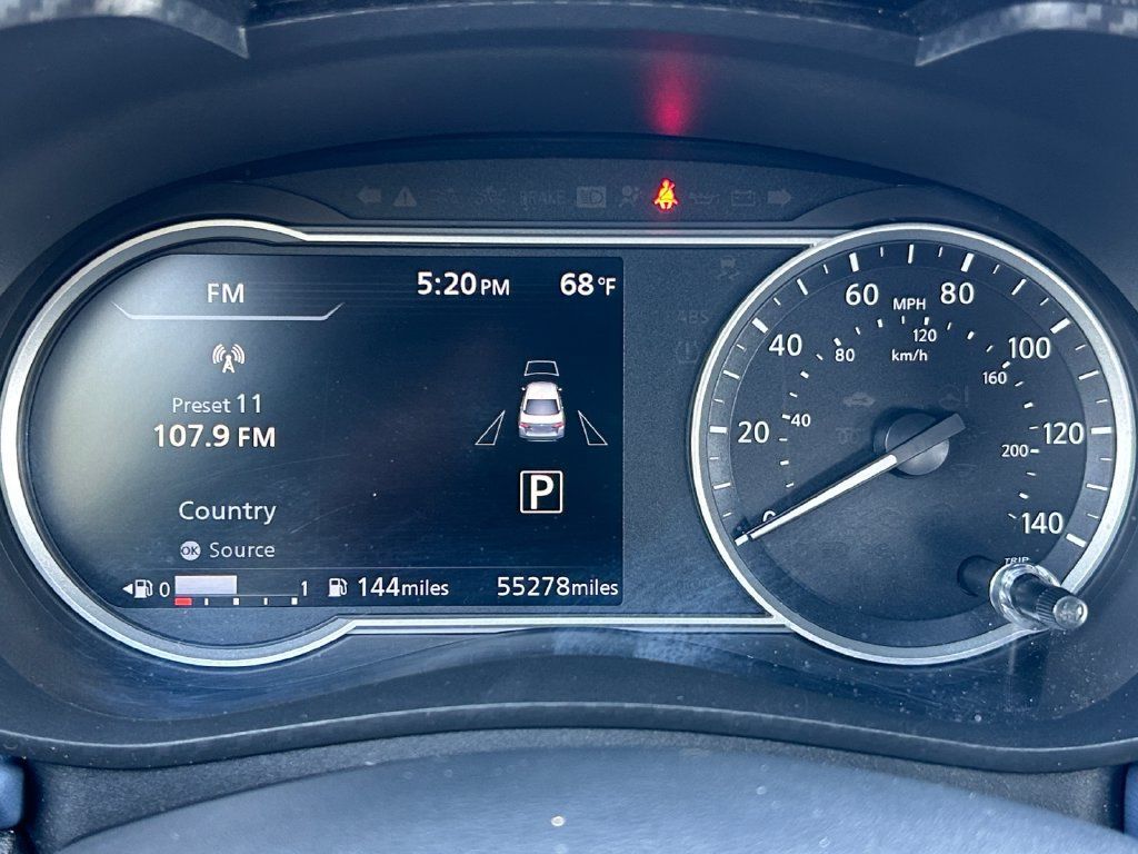 Used 2024 Nissan Versa SV FWD image 30