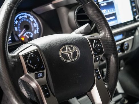 Certified 2023 Toyota Tacoma SR5 AWD/4WD image 21