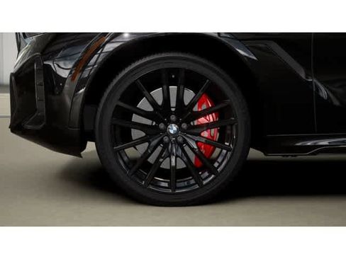 New 2026 BMW X6 xDrive40i w/ Climate Comfort Package image 7