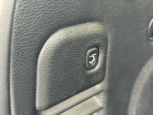 Used 2020 Jeep Grand Cherokee Limited X image 22