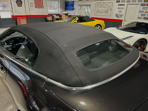 Used 2011 Maserati GranTurismo Convertible image 9