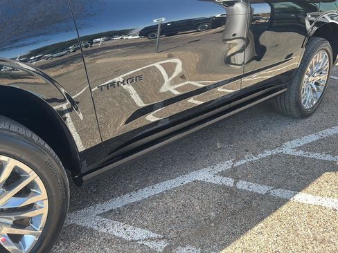 Used 2024 Chevrolet Tahoe High Country w/ Advanced Technology Package image 30