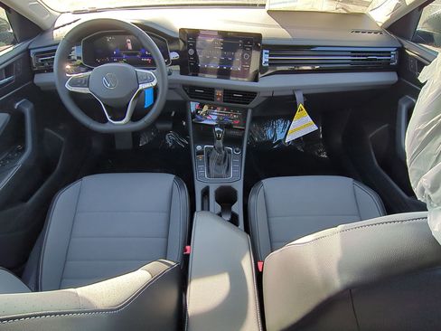 New 2026 Volkswagen Jetta SE image 16