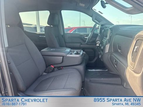Used 2020 Chevrolet Silverado 1500 Custom w/ Custom Value Package AWD/4WD image 26