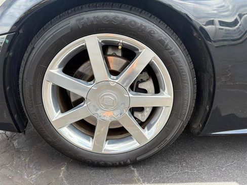 Used 2005 Cadillac XLR RWD image 12