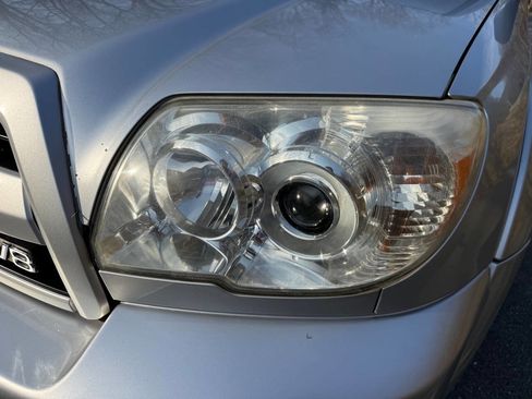 Used 2008 Toyota 4Runner Limited image 23