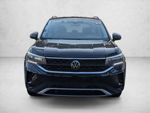 Used 2023 Volkswagen Taos S FWD image 2