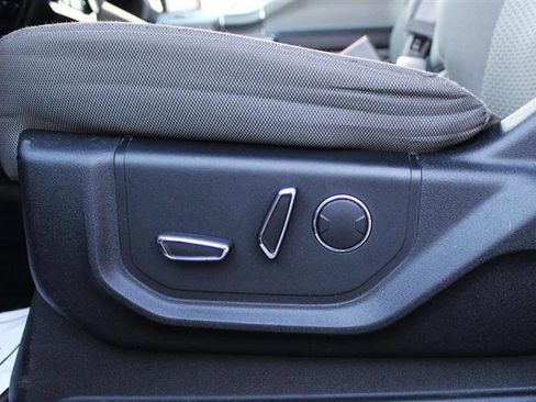 Used 2015 Ford F150 XLT w/ Equipment Group 302A Luxury image 13