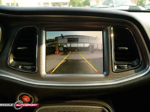 Used 2015 Dodge Challenger SRT Hellcat image 40