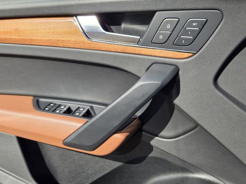 Certified 2023 Audi Q5 2.0T Premium w/ Convenience Package image 27