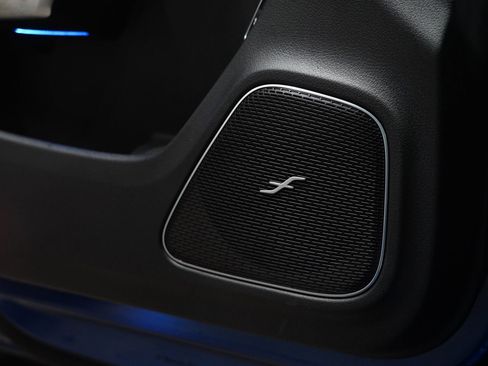 Used 2025 Mercedes-Benz CLA 35 AMG 4MATIC image 32