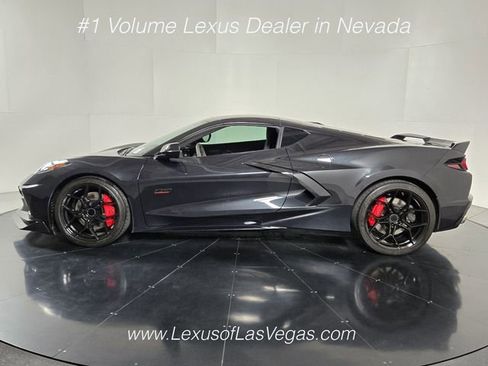 Used 2023 Chevrolet Corvette Stingray Premium Cpe w/ Z51 Performance Package RWD image 3