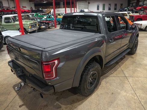 Used 2018 Ford F150 Raptor w/ Equipment Group 802A Luxury AWD/4WD image 17