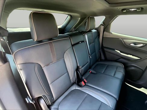 Used 2019 Chevrolet Blazer Premier w/ Sun and Wheels Package FWD image 20