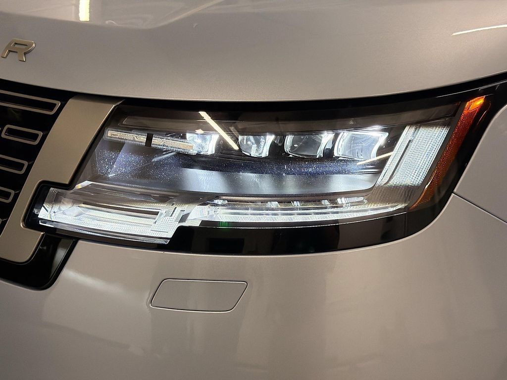 Used 2023 Land Rover Range Rover Long Wheelbase Autobiography AWD/4WD image 35