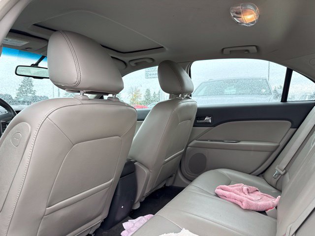 Used 2010 Ford Fusion SEL FWD image 8