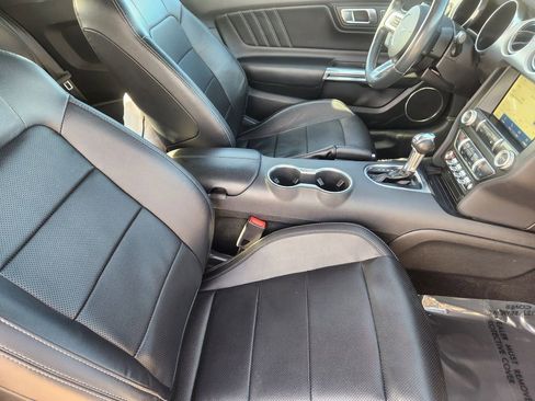 Used 2023 Ford Mustang Premium image 14