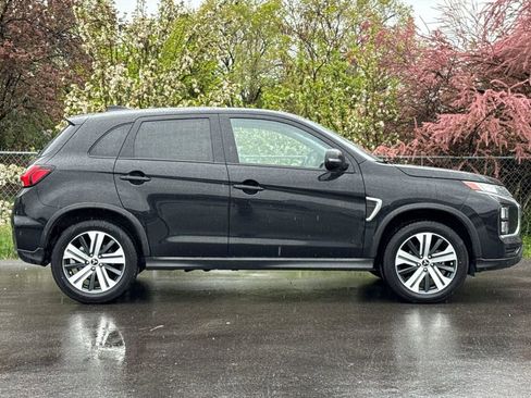 Used 2024 Mitsubishi Outlander Sport ES image 3