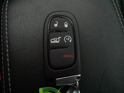 Certified 2023 Jeep Cherokee Altitude Lux image 32