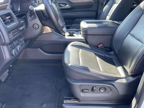 Used 2023 Chevrolet Tahoe High Country AWD/4WD image 14