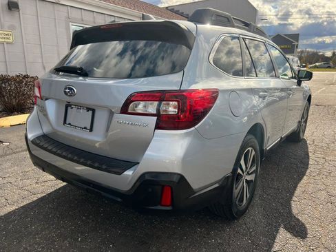 Used 2019 Subaru Outback 2.5i Limited w/ Popular Package #2 AWD/4WD image 5