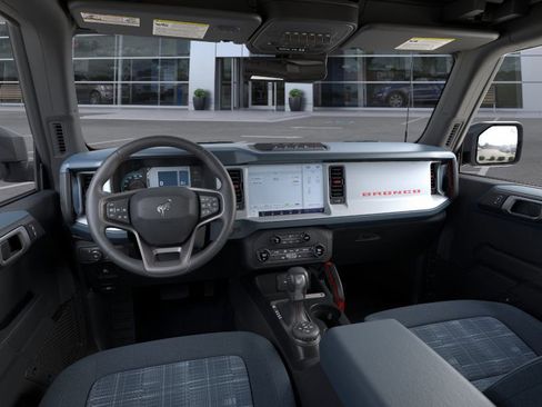 New 2025 Ford Bronco Heritage Edition image 9