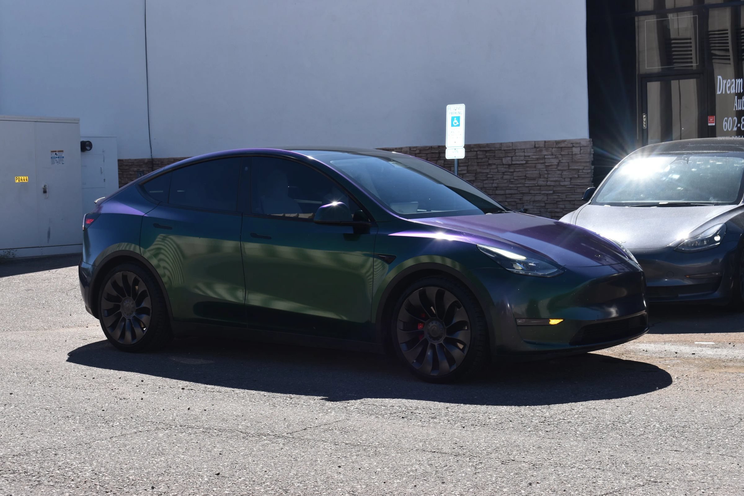 Used 2021 Tesla Model Y Performance AWD/4WD image 4