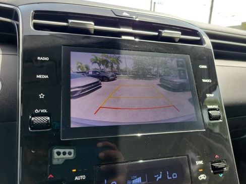 Certified 2024 Hyundai Tucson SEL FWD image 22