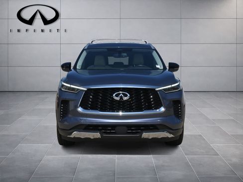 Used 2022 INFINITI QX60 Sensory w/ Cargo Package FWD image 2