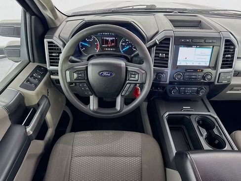 Used 2018 Ford F250 XLT w/ XLT Premium Package image 25