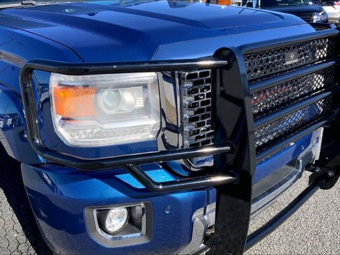 Used 2016 GMC Sierra 2500 Denali w/ Duramax Plus Package image 29