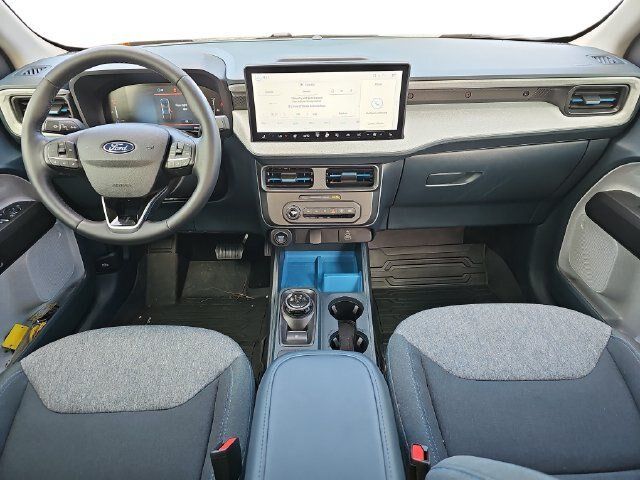Certified 2025 Ford Maverick XLT w/ XLT Luxury Package FWD image 9