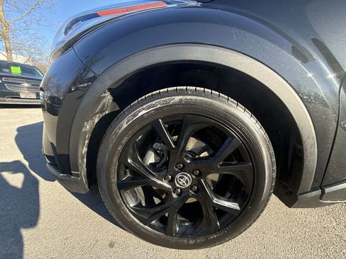 Used 2021 Toyota C-HR Nightshade image 10