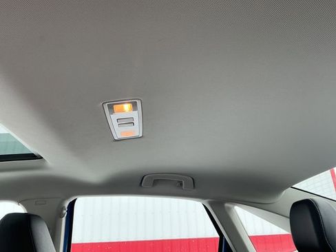 Used 2024 Volkswagen Jetta SE image 36