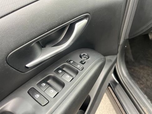 Used 2024 Hyundai Tucson SE AWD/4WD image 10