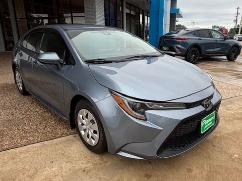 Used 2022 Toyota Corolla L FWD image 1