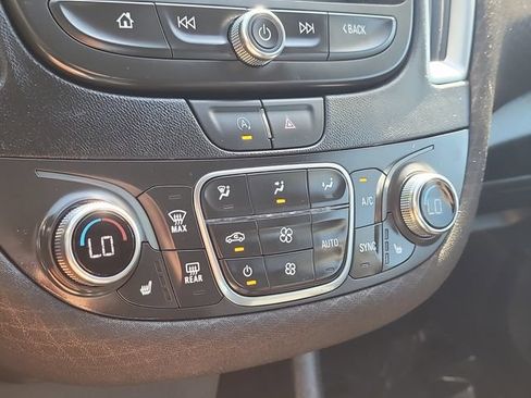 Used 2024 Chevrolet Malibu LT FWD image 24