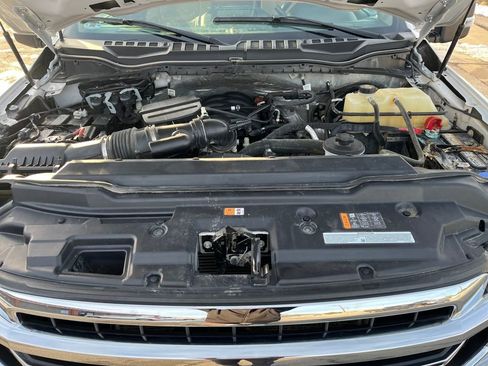 Used 2022 Ford F250 Lariat w/ Chrome Package image 9