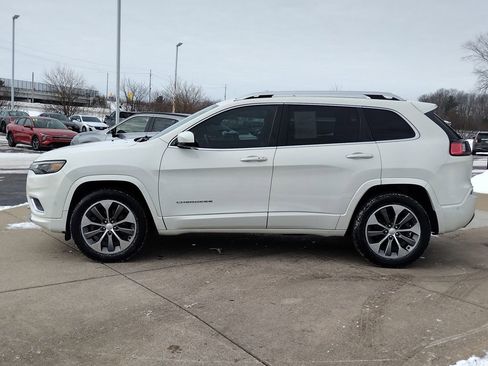 Used 2019 Jeep Cherokee Overland w/ Technology Group image 22