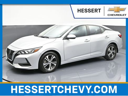 Used 2022 Nissan Sentra SV image 1