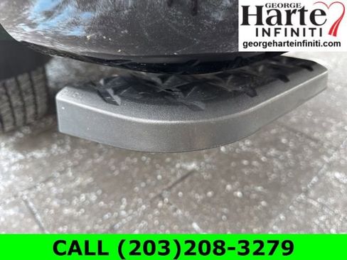 Used 2024 Nissan Titan SV w/ SV Bronze Edition Package image 13