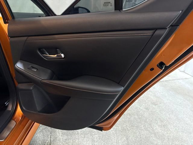 Used 2020 Nissan Sentra SR w/ Premium Package FWD image 14