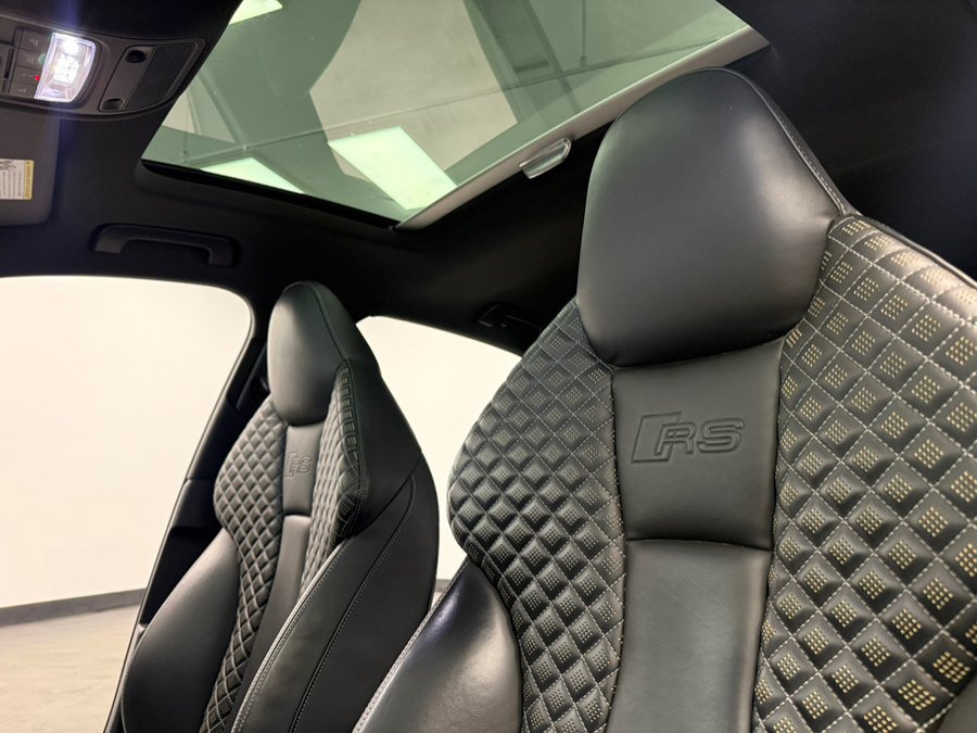 Used 2018 Audi RS 3 w/ Technology Package AWD/4WD image 37