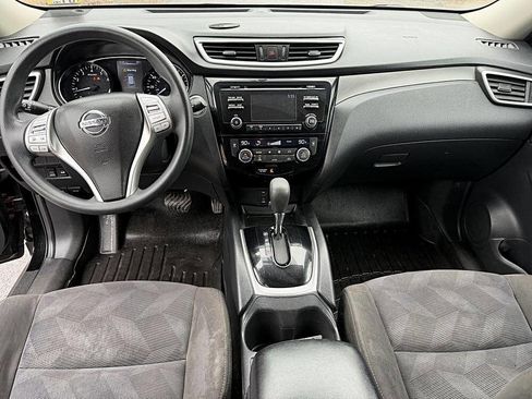Used 2015 Nissan Rogue SV image 10