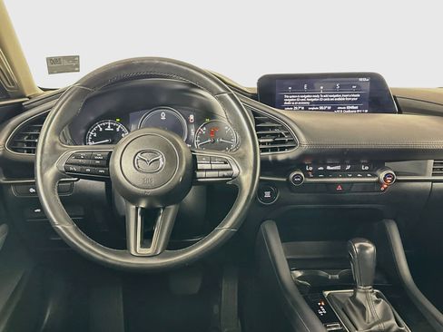 Used 2024 MAZDA MAZDA3 s FWD image 18